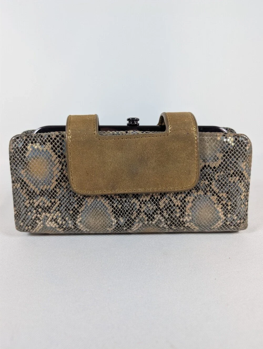 Hobo The Original, Snakeskin-Embossed Leather Kiss-Lock Wristlet Clutch - Picture 3 of 9